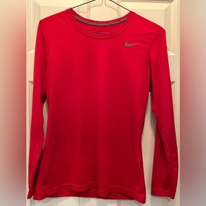 Nike Women’s Dri-Fit Long Sleeve Shirt Size Medium